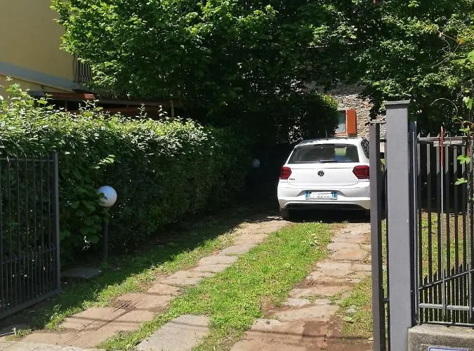 아파트 Bianca With Private Garden